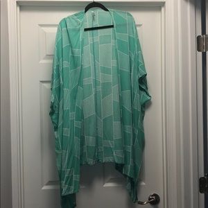 Hawaii’s Finest kimono